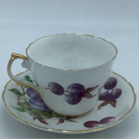 Regency English Bone China Fruits Teacup and Saucer - Picture 6 of 13